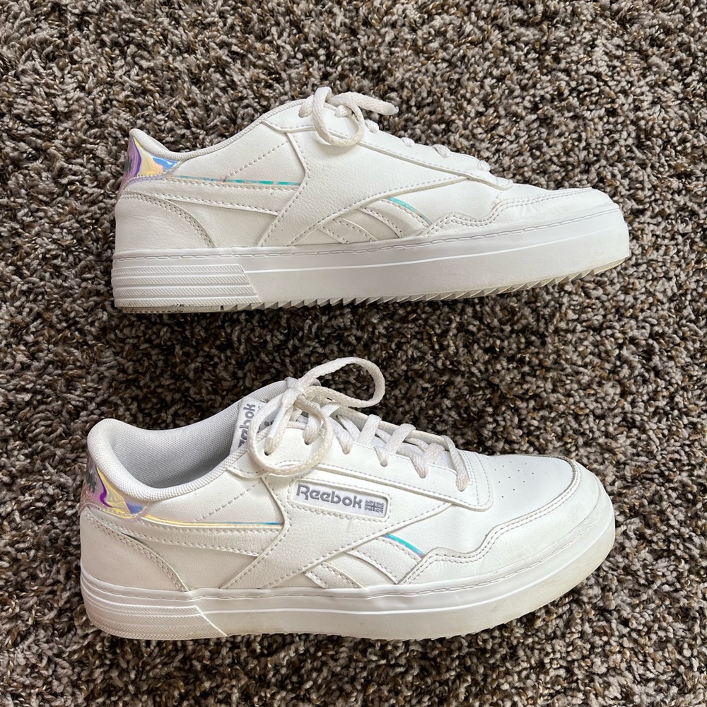 Reebok Sneakers